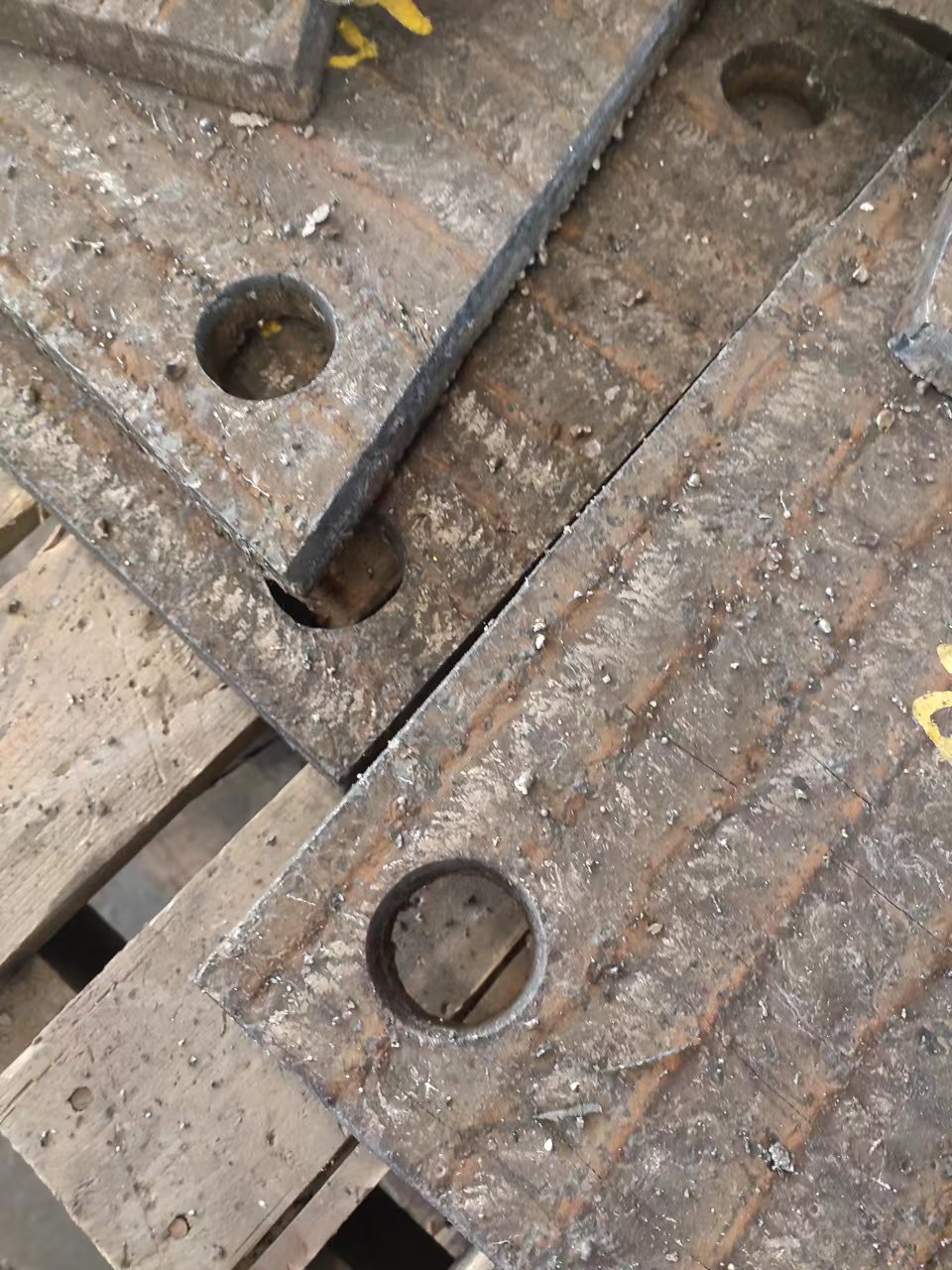 云南堆焊耐磨板