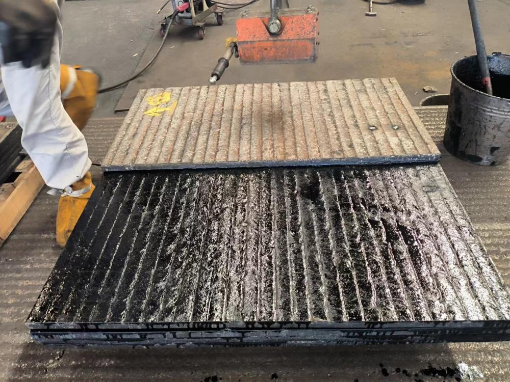 云南CR7C3耐磨板 双金属复合耐磨板